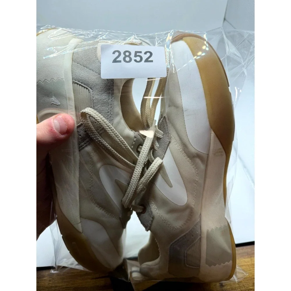 Tretorn‎ Volley Womens 10 M Sneaker White Taupe Leather Low Top Lace Up Shoes